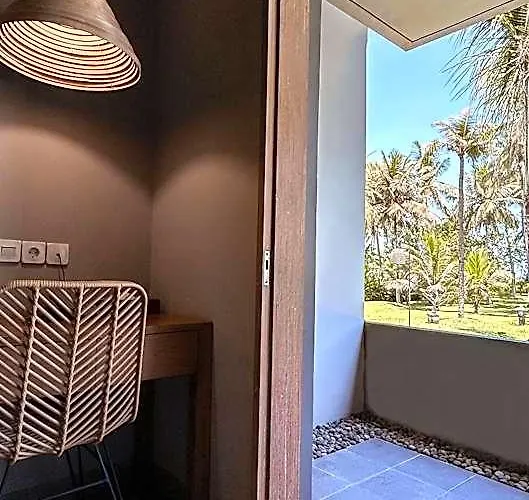 Umadewi Surf & Retreat ホテル
