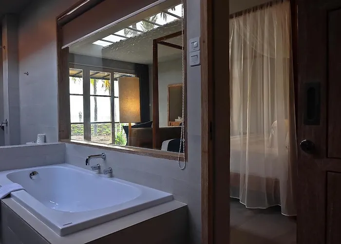 Umadewi Surf & Retreat 4*